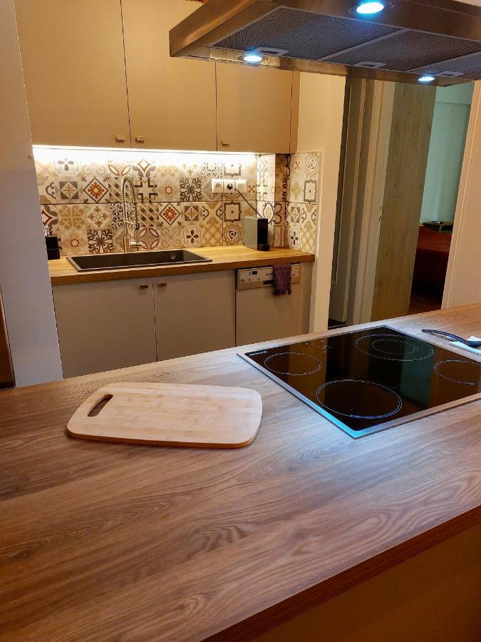 Christina-Anna Athens City Center Walking Distance To Everywhere And Acropolis, In One Of The Most Favorable Locations By National Gardens And Zoo, Hellenic Parliament In Syntagma And Stylish Exquisite Kolonaki Cozy Renovated Apartment Luaran gambar
