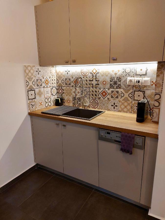 Christina-Anna Athens City Center Walking Distance To Everywhere And Acropolis, In One Of The Most Favorable Locations By National Gardens And Zoo, Hellenic Parliament In Syntagma And Stylish Exquisite Kolonaki Cozy Renovated Apartment Luaran gambar