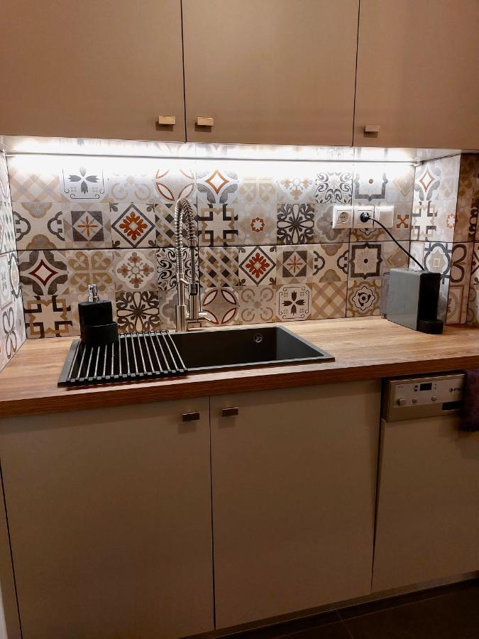 Christina-Anna Athens City Center Walking Distance To Everywhere And Acropolis, In One Of The Most Favorable Locations By National Gardens And Zoo, Hellenic Parliament In Syntagma And Stylish Exquisite Kolonaki Cozy Renovated Apartment Luaran gambar